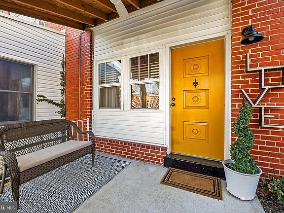 4th image of 2079 Rockrose Ave