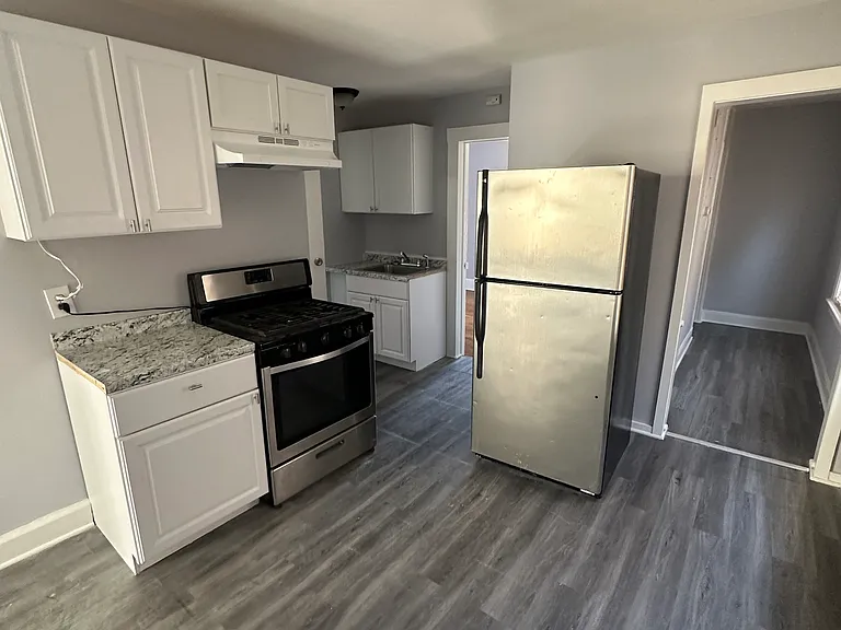 165 Starr St #2A — Photo 23
