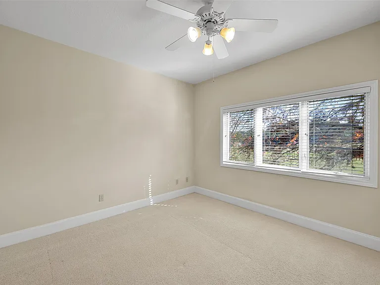 28 Waters Edge St — Photo 17