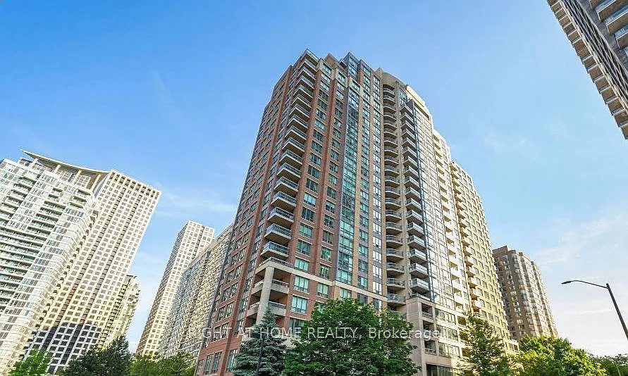 156 Enfield Pl #906