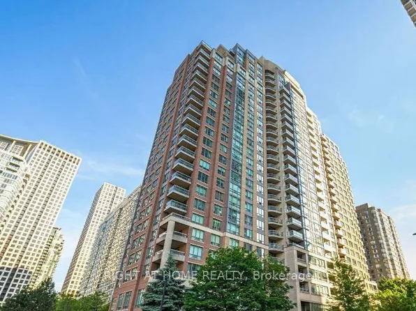 156 Enfield Pl #906, Mississauga, ON L5B 4L8