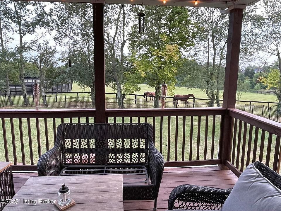 805 Abingdon Ln, Shelbyville, KY 40065 | Zillow