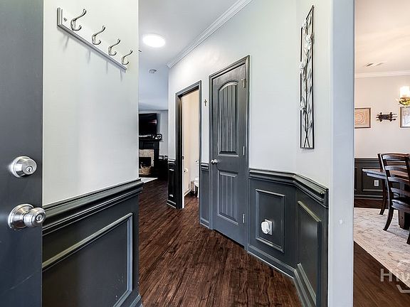 4th image of 21 Castle Hill Road