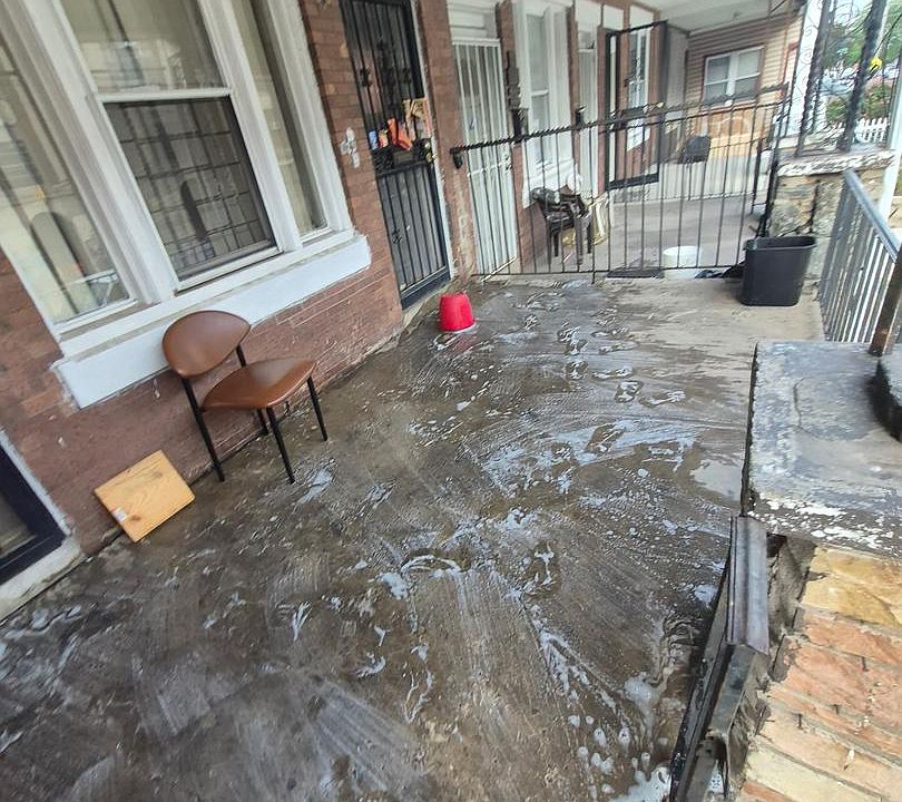 1st image of 1325 W Loudon St #0