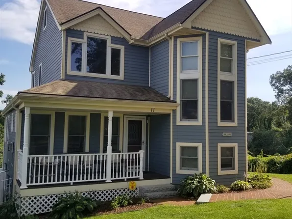 11 Charlemont Rd, Plymouth, MA 02360