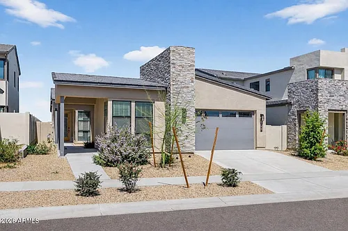 810 E Hopi Trl Photo 1