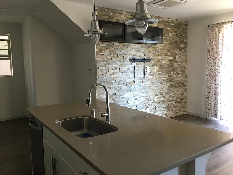 441 Lug Ln — Photo 4