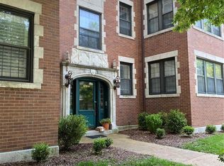 6314 S Rosebury Ave APT 1W, Saint Louis, MO 63105