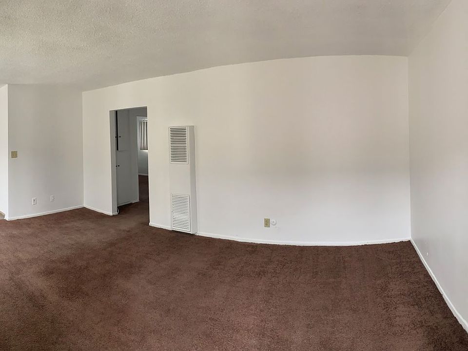1st image of 15610 Nuanu Dr APT 4