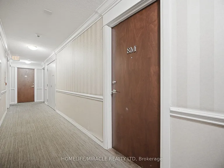 8 Rosebank Dr #8 — Photo 6