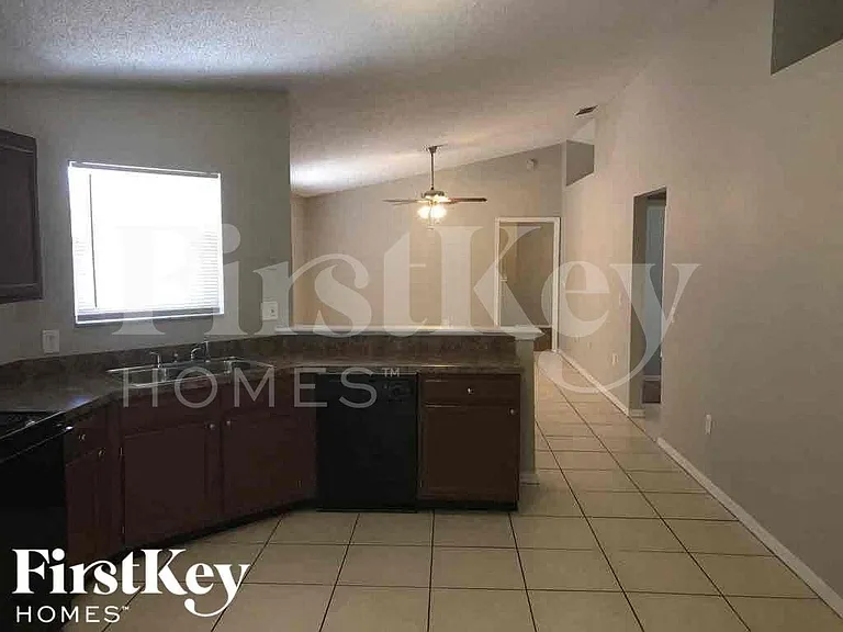 7424 Little Pond Ct — Photo 7
