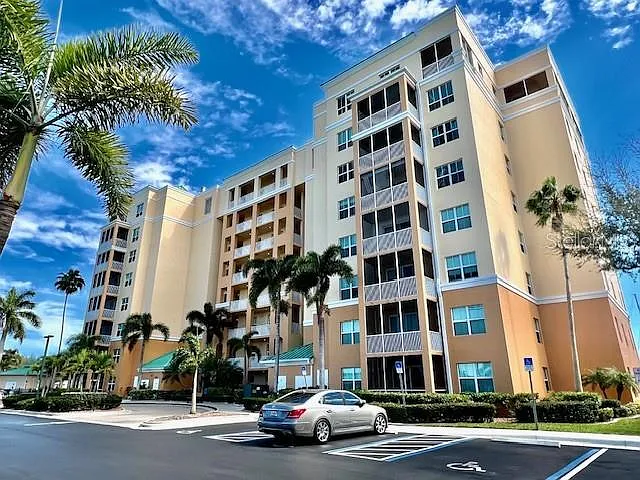 2060 Matecumbe Key Rd #2102