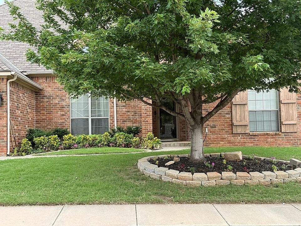1st image of 16605 Village Garden Dr