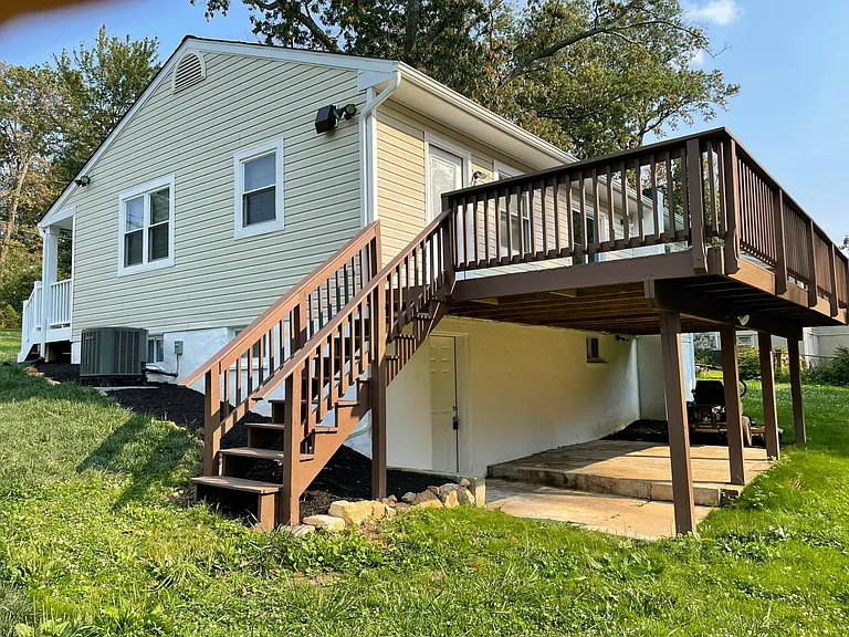 7516 Dogwood Rd — Photo 10