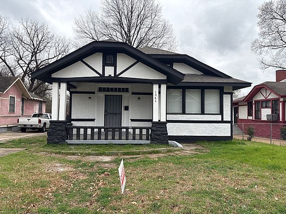 2nd image of 1541 Netherwood Ave