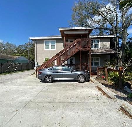 4th image of 1014 12th Ave N #12