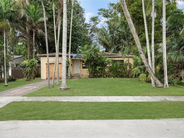 1315 NE 130th St, North Miami, FL 33161