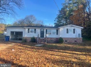 10267 Richmond Rd, Warsaw, VA 22572