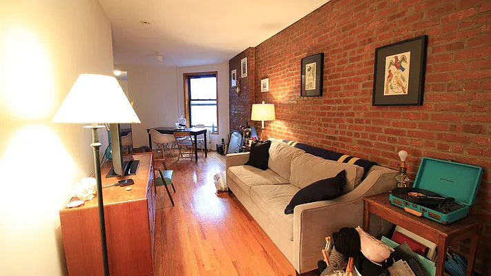 Rented by True Real Estate Group | media 2