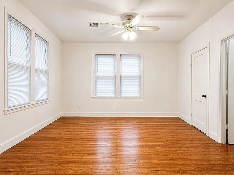 621 Speed St — Photo 5