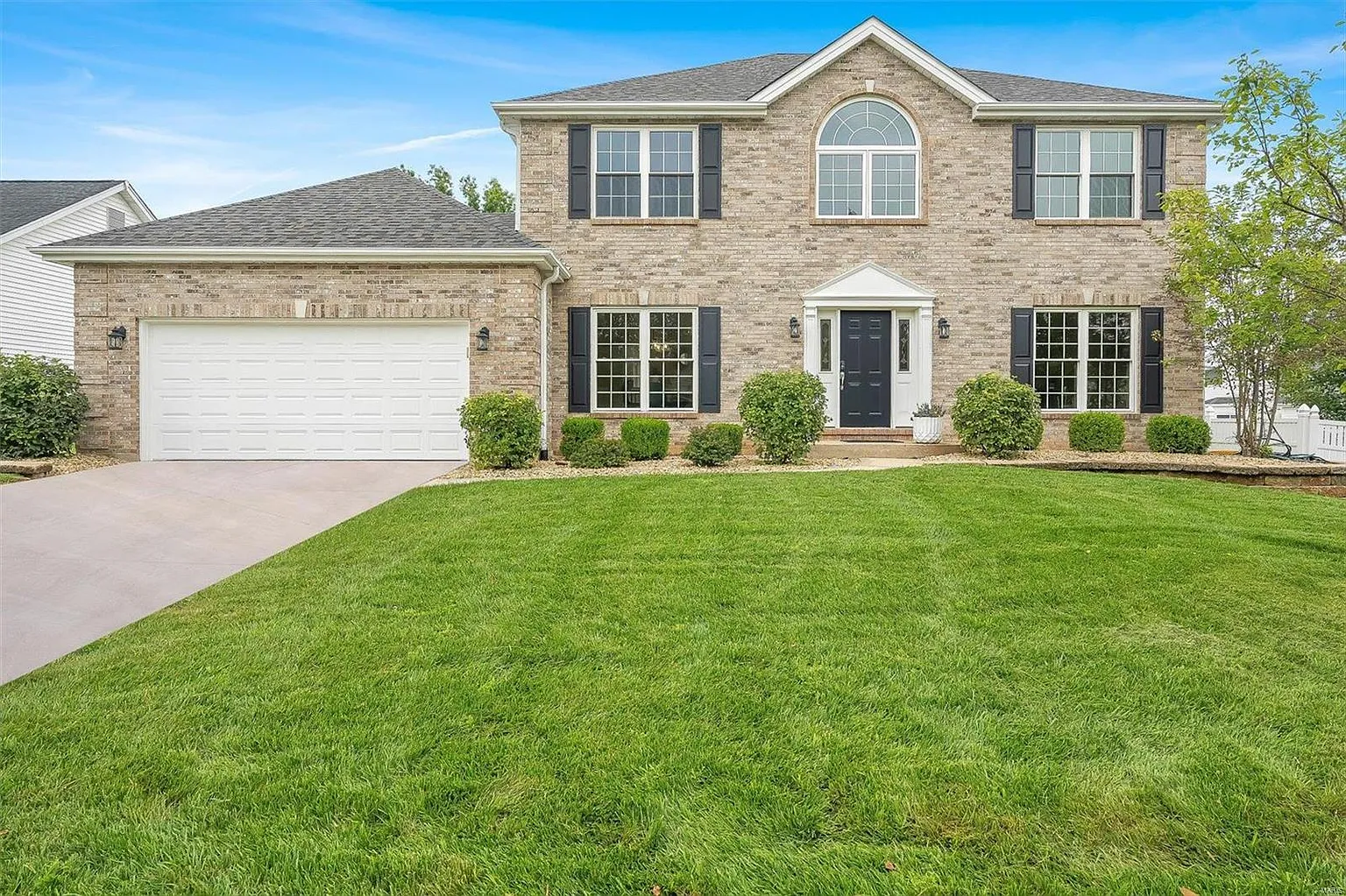 404 Katy Ln photo 1