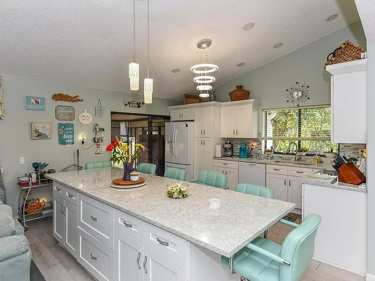 5518 Ainsley Ct — Photo 10