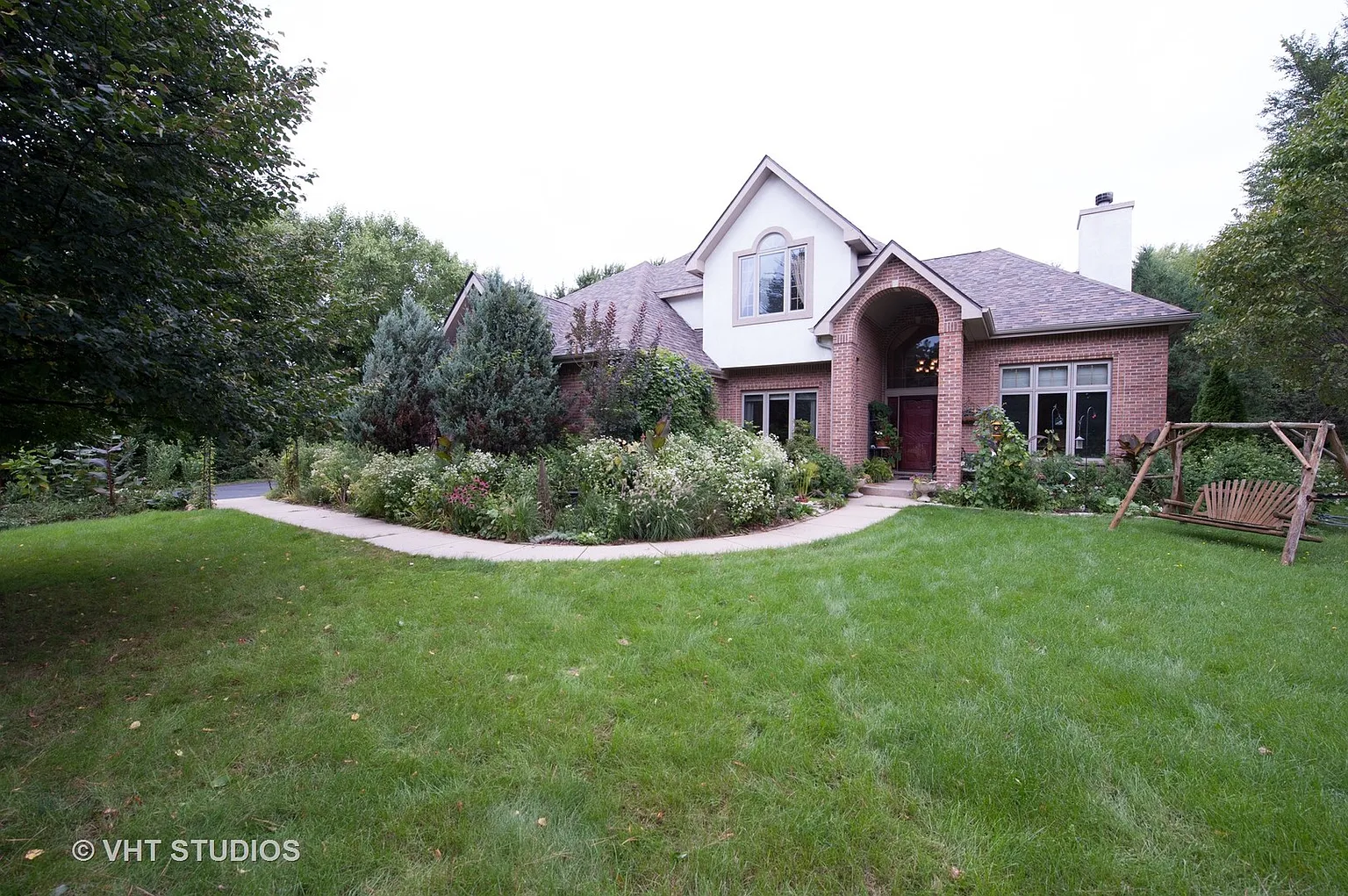 542 Pheasant Ridge Ln photo 1