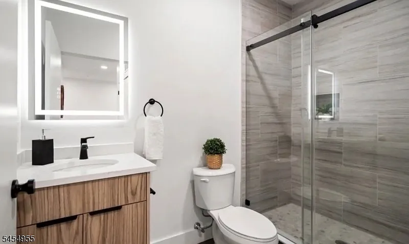 2 bed, 2.0 bath, $2,600 — Photo 4