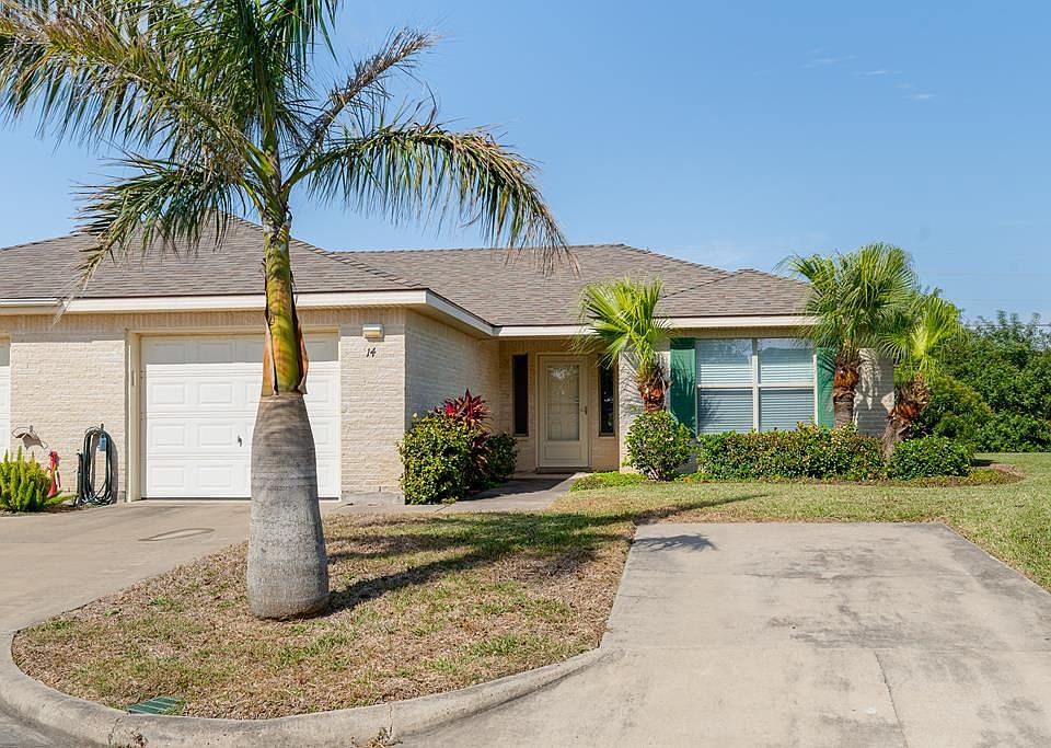 1st image of 14 Pinehurst Dr