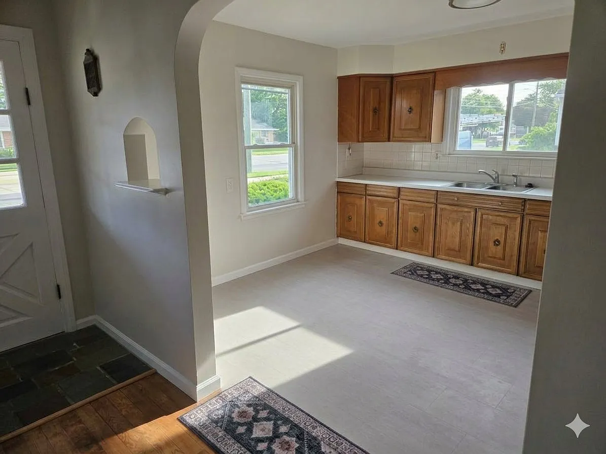 W Tienken Rd, Rochester Hills — Photo 3