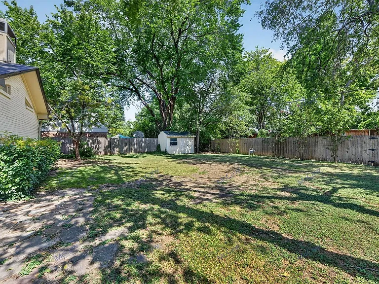 3550 Ainsworth Dr — Photo 25