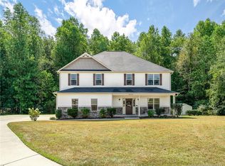 8604 Matchpoint Ct, Linden, NC 28356