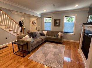 427 Walnut Ave, Boston, MA 02119