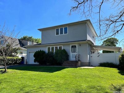 147 Eastwood Avenue, Deer Park, NY, 11729
