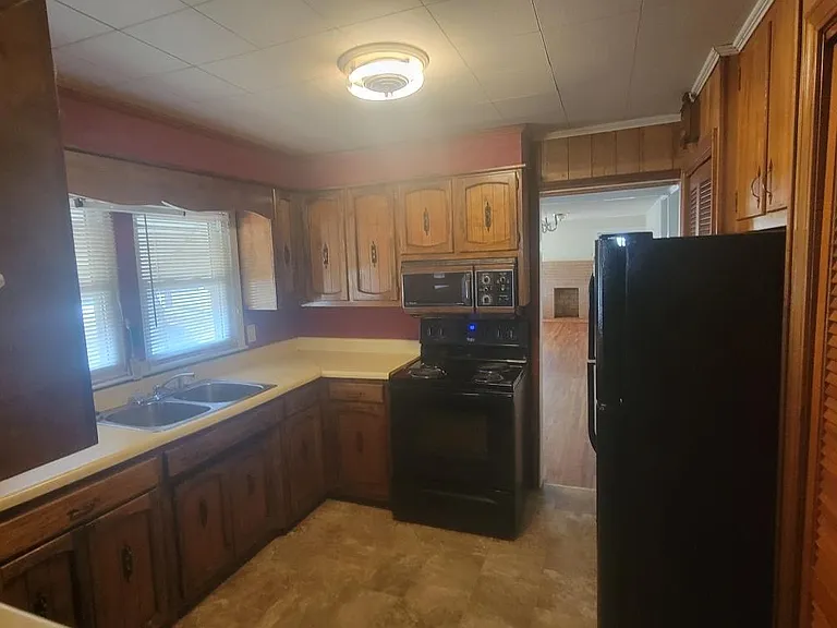 2148 Gentry Mem Hwy — Photo 3