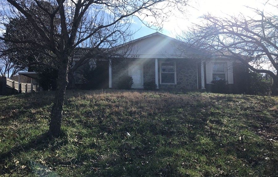 1st image of 4207 Waco Dr