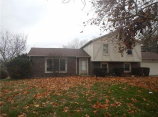 9121 Hazy Cir, Indianapolis, IN