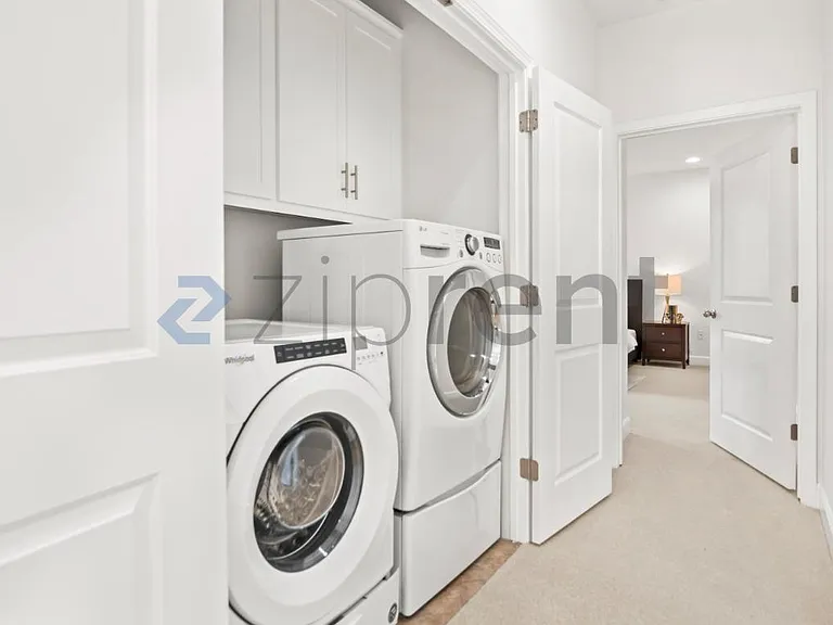 1633 Lee Way — Photo 19