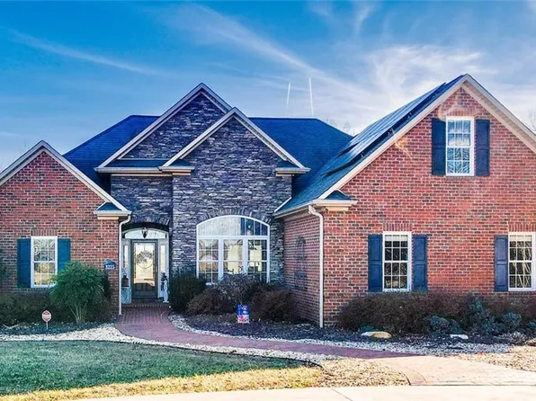 3225 State Highway 268, Pinnacle, NC 27047