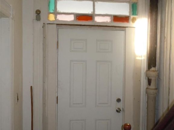 5th image of 103 Foxhall Ave