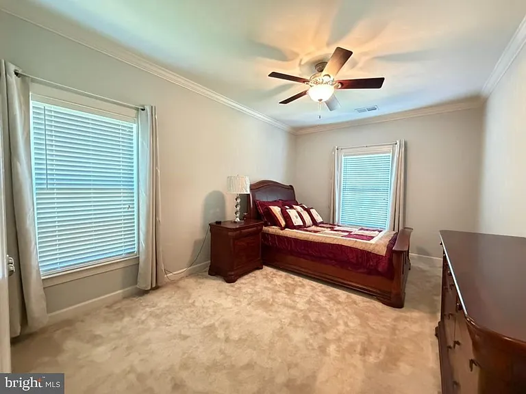 9804 Anvil Ct — Photo 15