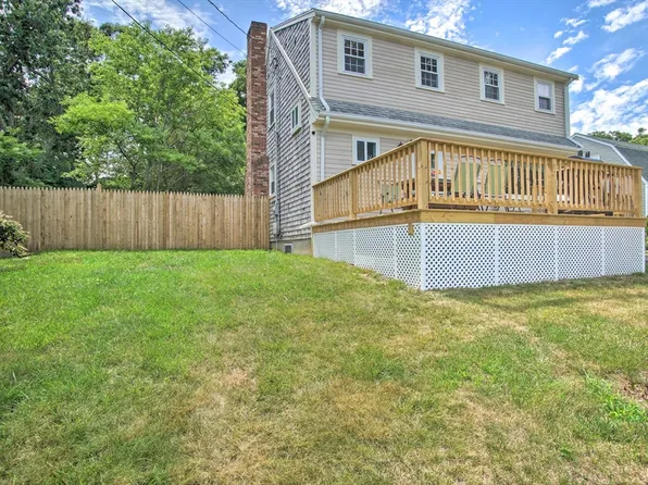 53 Vine Brook Rd, Plymouth, MA 02360