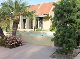 978 Palo Verde Ave, Long Beach, CA 90815