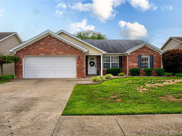 8824 Woodford Drive, Charlestown, IN 47111