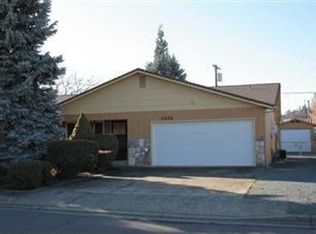 1510 Cloverlawn Dr, Grants Pass, OR