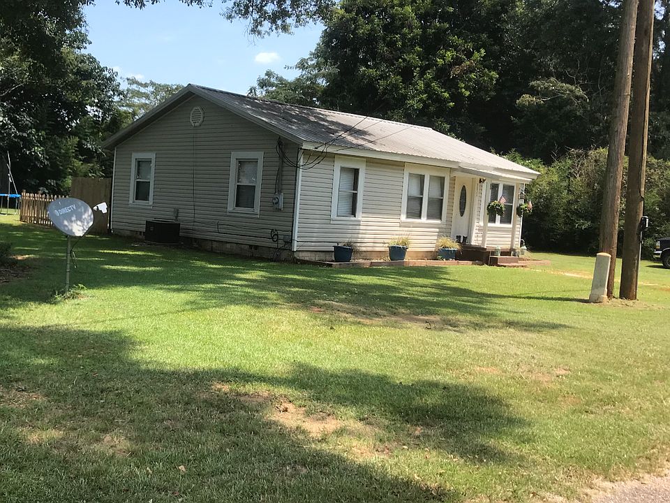 2nd image of 3824 Williams Ave