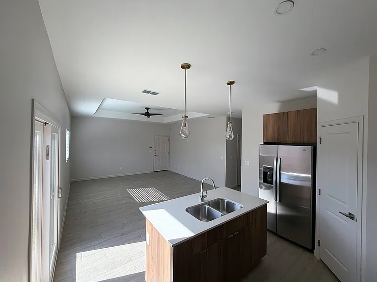 3317 Duke Ave #1 — Photo 4