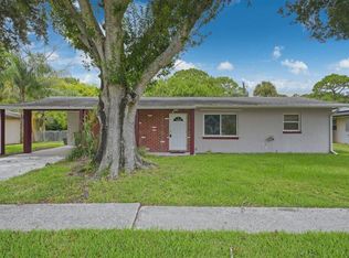 2907 Sherwood Lane, Fort Pierce, FL 34982