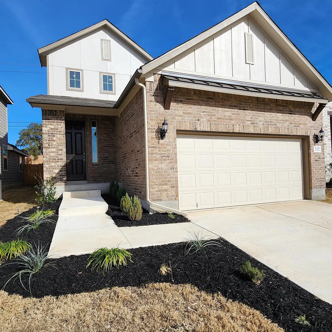 4 bed, 3.5 bath, 1886 sqft, $1,950 — Photo 2