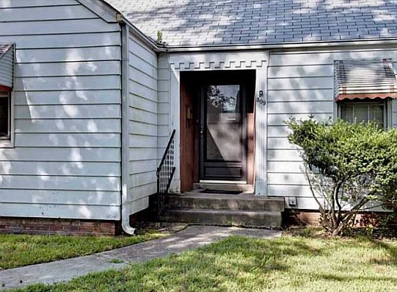 2nd image of 309 Manteo Ave